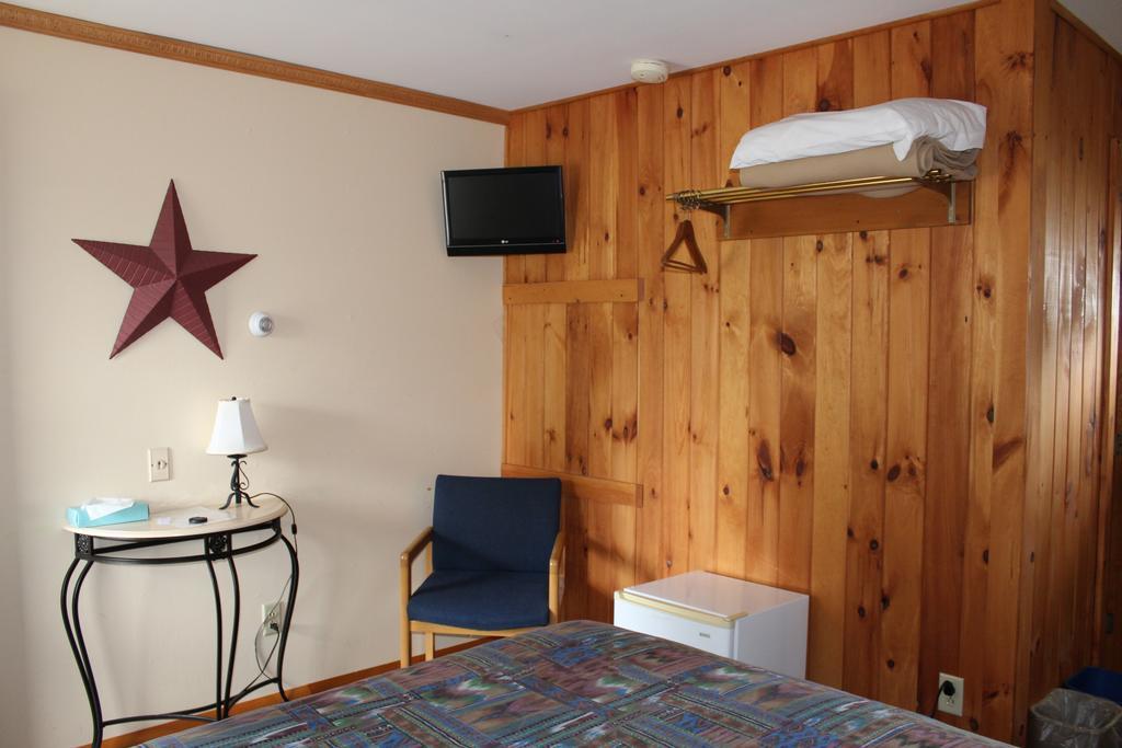 Northern Family Motel Potsdam Εξωτερικό φωτογραφία