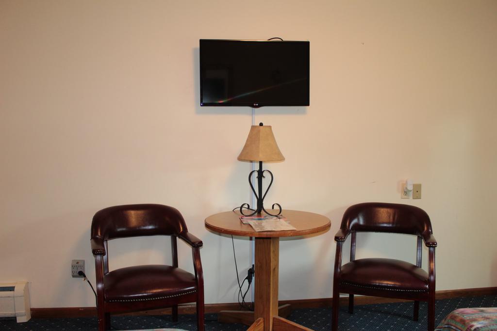 Northern Family Motel Potsdam Εξωτερικό φωτογραφία
