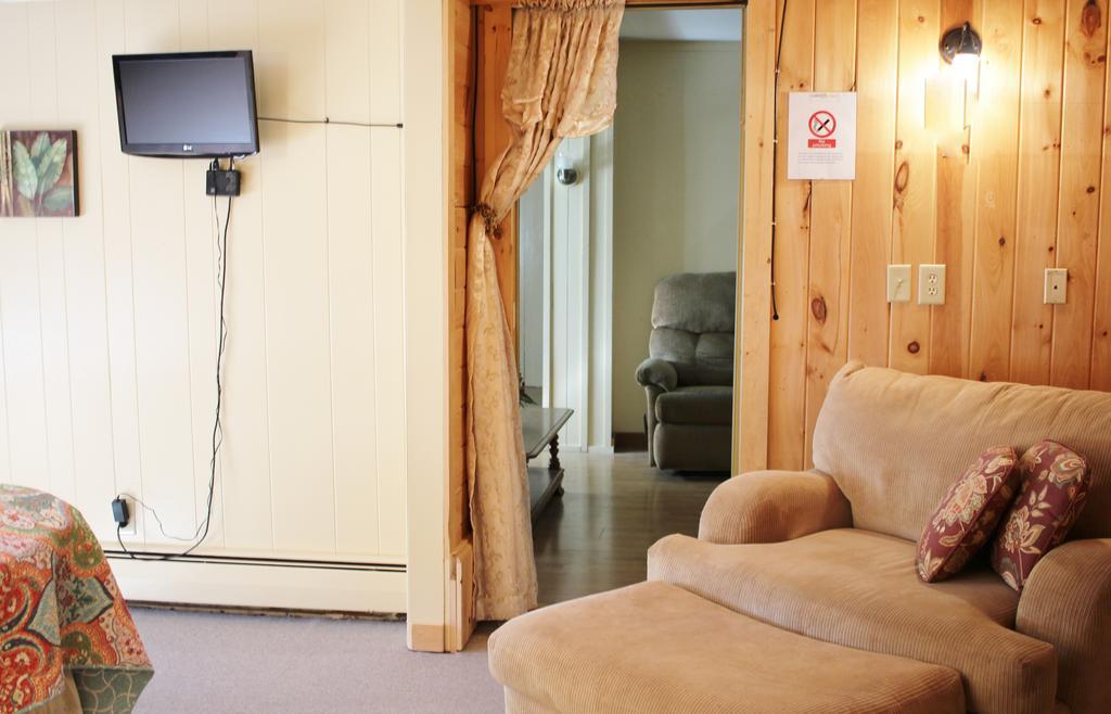 Northern Family Motel Potsdam Εξωτερικό φωτογραφία